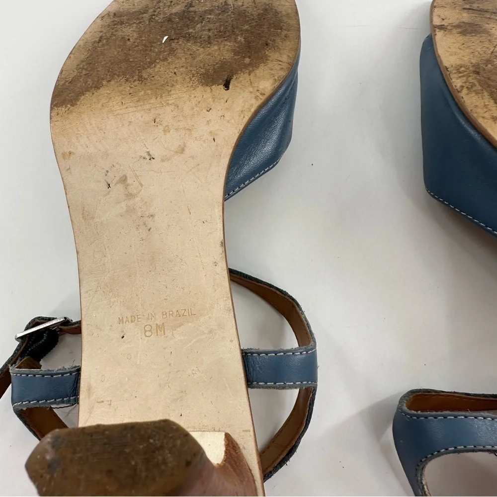 Bass womens heels size 8 cornflower blue leather buckle vintage 90s Y2k